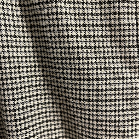 Pleated trouser - Picture 2 of 3